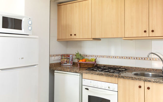 Coral Beach - Photo 6